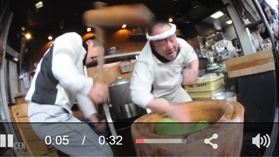 بالفيديو.. طاه يشعل مواقع التواصل ببراعته في تحضير الكعك