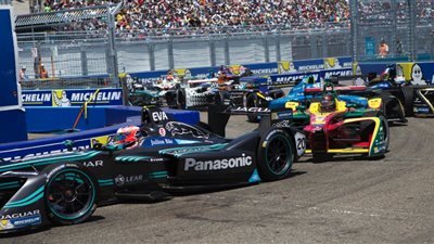 بطولة العالم لـ«فورمولا E» تجبر «أستون مارتن» على تصميم سيارة كهربائية