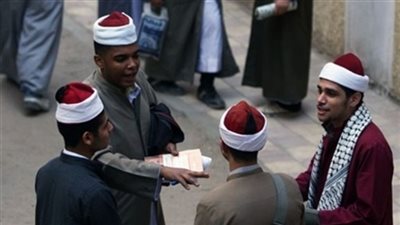 «ثانوية الأزهر» يواصلون تسجيل الرغبات عبر موقع التنسيق الإلكتروني