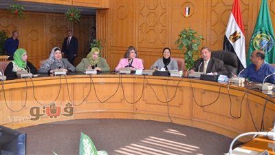 محافظ الإسماعيلية: المرأة شريك أساسي في صناعة الأجيال