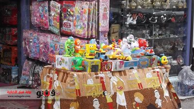 بالفيديو والصور.. فوانيس رمضان «عادة ولعبة وهدية عشاق».. استخدمها المسلمون الأوائل في الإضاءة.. أبرز عادة شعبية توارثتها الأجيال المصرية.. «الخيامية» أحدث أشكالها في أسيوط.. وأسعار