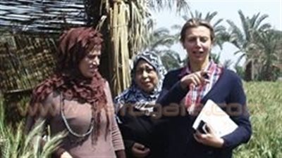 بالفيديو.. «المدارس الحقلية» الحل لمحو الأمية في الفيوم «تقرير»