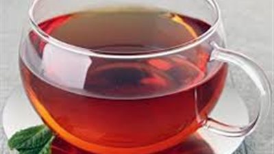 تناول الشاى ساخنا يصيبك بـ 3 أمراض خطيرة