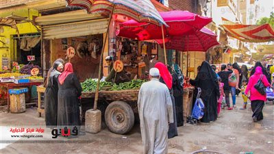 بالصور.. زحام بسوق المرج وسط انخفاض أسعار الخضراوات والأسماك