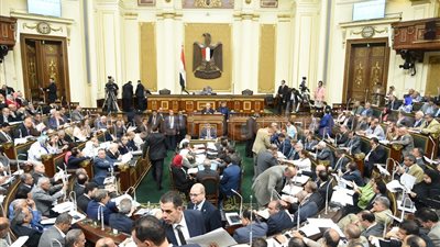 «النواب» يحسم سعر «القيمة المضافة» بـ13% رغم التصويت على تأجيلها