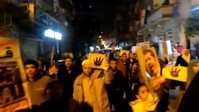 عناصر «الإرهابية» يشعلون الشماريخ في مسيرتهم بحلوان