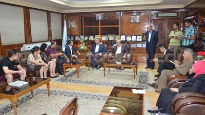 محافظ كفر الشيخ: استثمارات صينية في صناعة «ورد النيل» بالبرلس