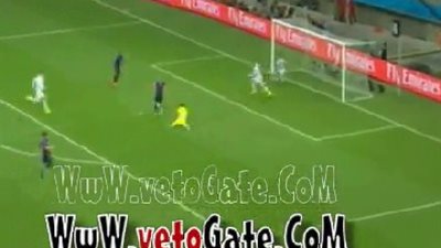 بالفيديو.. أريين روبين يتقدم بالهدف الخامس لهولندا في شباك إسبانيا