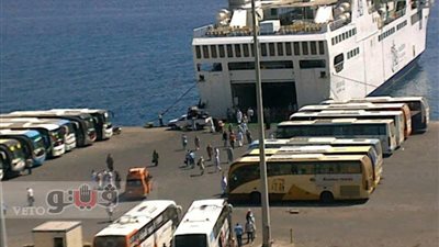 وصول ومغادرة 930 راكبا لميناء نويبع.. وتداول 108 شاحنات