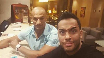 رامي جمال يقلد كرم جابر والجمهور يسخر من ملامحه