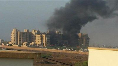 انفجار عنيف يستهدف نقطة أمنية في شمال عدن