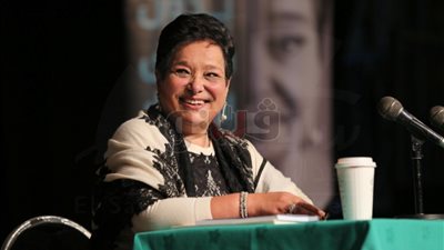 «بدون سابق إنذار» قصة أنيسة حسونة مع السرطان (صور)