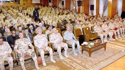 وزير الدفاع: مصر تسير في طريقها نحو الريادة