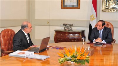 الحكومة تستعرض مع السيسي مؤشرات تحسن الاقتصاد