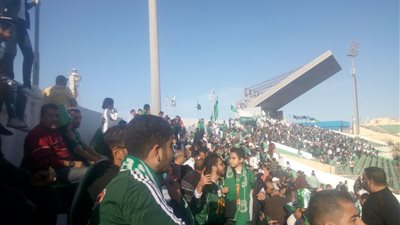 جماهير المصري تزحف على ملعب المباراة وتملأ الاستاد