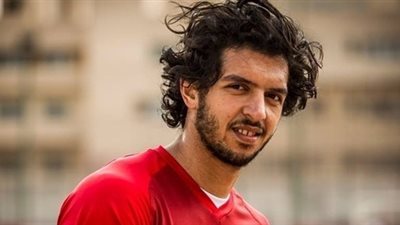 عبد الحفيظ يجتمع مع عمرو بركات لحسم رحيله عن الأهلي