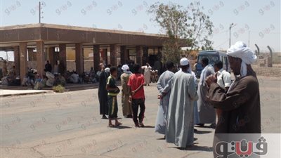 بالفيديو.. وصول جثمان شهيد رفح إلى مطار أسوان الحربي