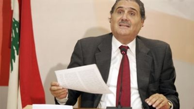 وزير لبناني يلمح إلى مسئولية رئيس الحكومة عن عرقلة ملف النفط