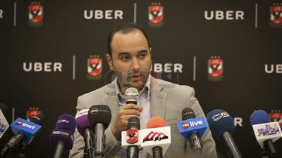 مدير التسويق بالأهلي يعتذر عن منصبه بشكل مفاجئ