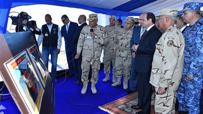تفاصيل زيارة الرئيس إلى بورسعيد.. السيسي: تطوير ميناء شرق يتطلب 80 مليار جنيه.. الغضبان: نهدف لتحقيق التنمية الاقتصادية.. مميش: سيصبح من أكبر الموانئ المحورية.. والوزير: نسعى لجذب مزيد من المستثمرين