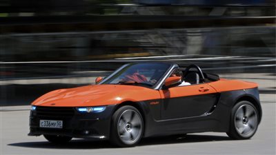 «القرم» تصنع أول سيارة محلية تنافس «بورش»