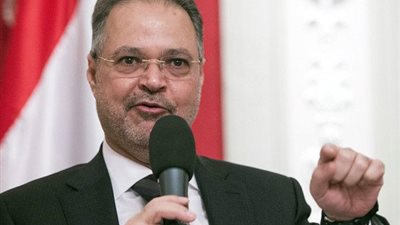 وزير الخارجية اليمني يجدد دعم حكومته للسلام وفقا للمرجعيات