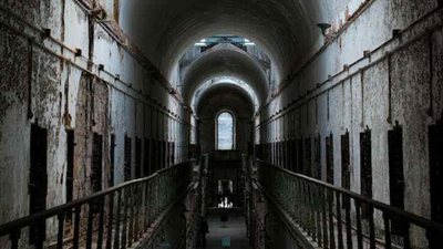 11 سجنا في 3 سنوات.. 750 مليون جنيه تكلفة «ليمان جمصة»..والمنيا تحظى بنصيب الأسد..النهضة والجيزة المركزي الأبرز..«العبور» آخر المنضمين للقائمة..و180 ألف مجرم في مصر