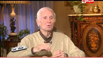 بالفيديو.. محمود رضا يروي تفاصيل إصراره على الزواج من مريضة بالقلب