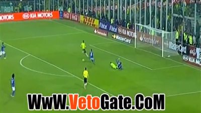 بالفيديو.. «لاعب البرازيل» يهدر هدفا بشكل لا يصدق أمام «كولومبيا»