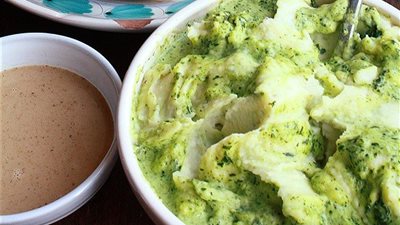 جددي سحورك بطبق بطاطس مهروسة بالجرجير والكريمة اللباني