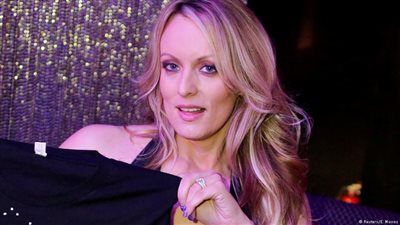 تصاعد خلافات العلاقة الحرام بين ترامب وممثلة الأفلام الإباحية