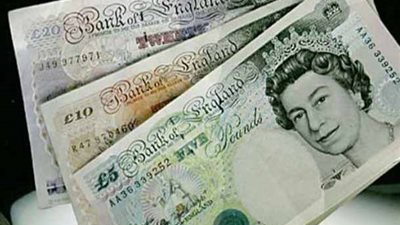 «الإسترليني» يهبط إلى أدنى مستوى خلال 31 عاما بعد استفتاء بريطانيا