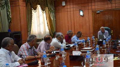 بالصور.. محافظ بورسعيد: ضم جراجات الأحياء في مكان واحد