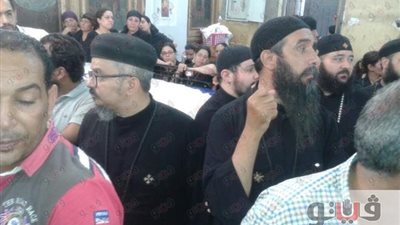 المئات في كنيسة «مار جرجس» بالفشن لتشييع جثامين ضحايا «أتوبيس الأقباط»