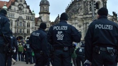 أئمة أتراك يشكلون شبكة جاسوسية في ألمانيا