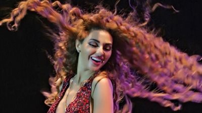 ميريام فارس تنشر صورا جديدة من حفلها الأخير