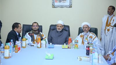 شيخ الأزهر يزور المجلس الأعلى للإفتاء بموريتانيا (صور)