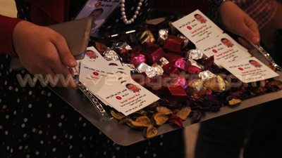 بالصور.. شيكولاتة ومياه غازية بانتخابات اتحاد الصناعات