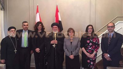 وزيرة الهجرة تزور الأنبا إكليمندس بكندا