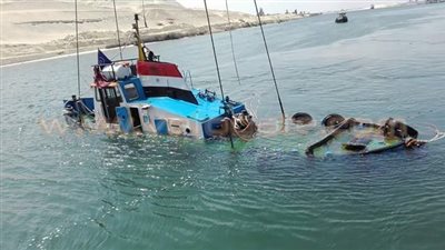 «مراقبة الملاحة» بقناة السويس: أسباب غرق اللنشات مجهولة
