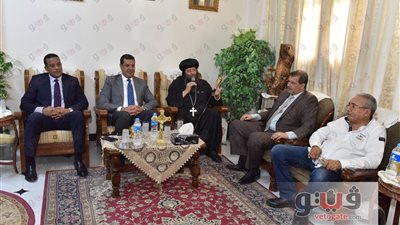 بالصور.. محافظ أسيوط يزور الدير المعلق بجبل أبنوب