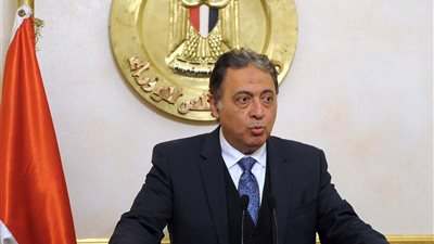 ساخرون.. الصحة: صرف بونات أدوية كحة بقيمة 131.5 جنيها هدية عيد الأضحى