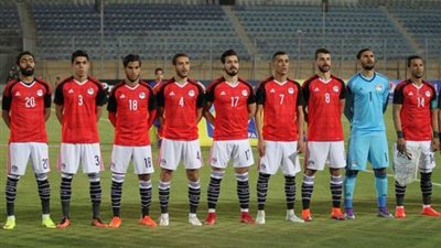 قلق بمنتخب المحليين خوفا من غياب لاعبي القطبين