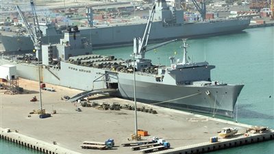 ناقلات النفط تصطف في مرفأ كويتي بعد انتهاء إضراب