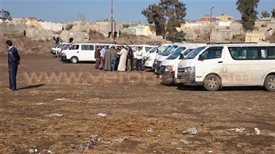 إضراب سائقي الأجرة بـ«فرنوي» في مجمع مواقف دمنهور