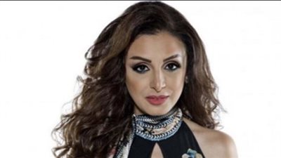 «أنغام» تستعين بأحدث أجهزة سوني «إكسبيريا X» في أحدث كليب لها