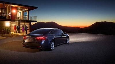 بالصور.. مواصفات تويوتا أفالون 2016 الخلابة بجميع فئاتها