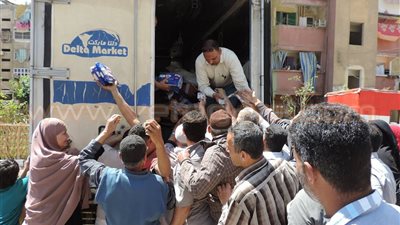 بالصور.. مدير أمن دمياط: اتفقنا مع التجار على تخفيض الأسعار