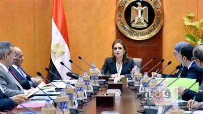 منى زوبع قائمًا بأعمال الرئيس التنفيذي لهيئة الاستثمار