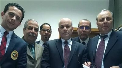 ضبط راكب حاول تهريب 1300 علبة دواء بمطار القاهرة (صور)